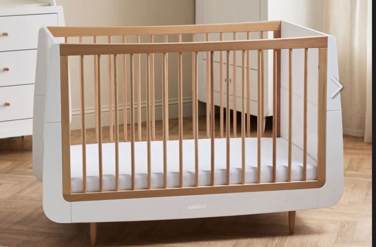 SnuzCot Skandi Cot Bed and mattress 