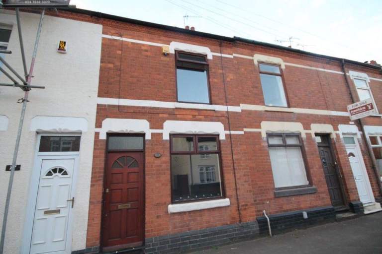 2 Bedroom House to Rent - Gadsby Street