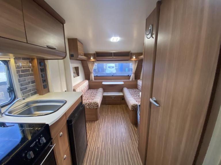 2013 ADRIA ALTEA TRENT 4 BERTH LUXURY TOURING CARAVAN
