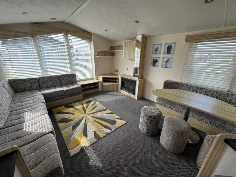 Reduced price static for sale sited in North Wales family run park