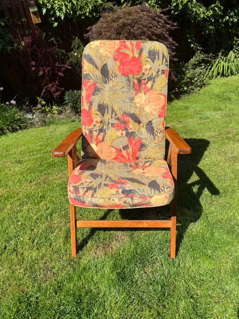 retro set of 4 Tropical Pattern Cushions
