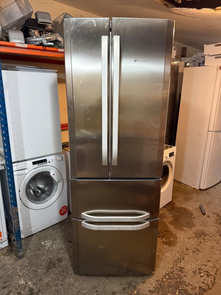Hotpoint Stainless Steel Silver American Style Fridge Freezer With Free Delivery 🚚 
