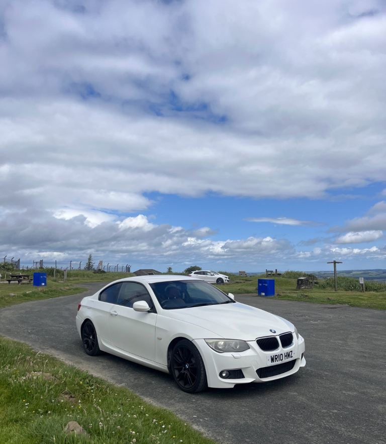 BMW, 3 SERIES, Saloon, 2010, Manual, 1995 (cc), 4 doors