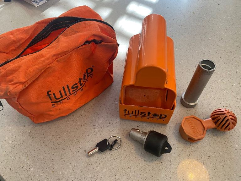 Hitch lock Full stop Saracen Ultra 