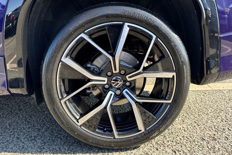 2025 Volkswagen Touran 1.5 eTSI R-Line 5dr DSG7 [7 Seat] Estate PETROL Automatic