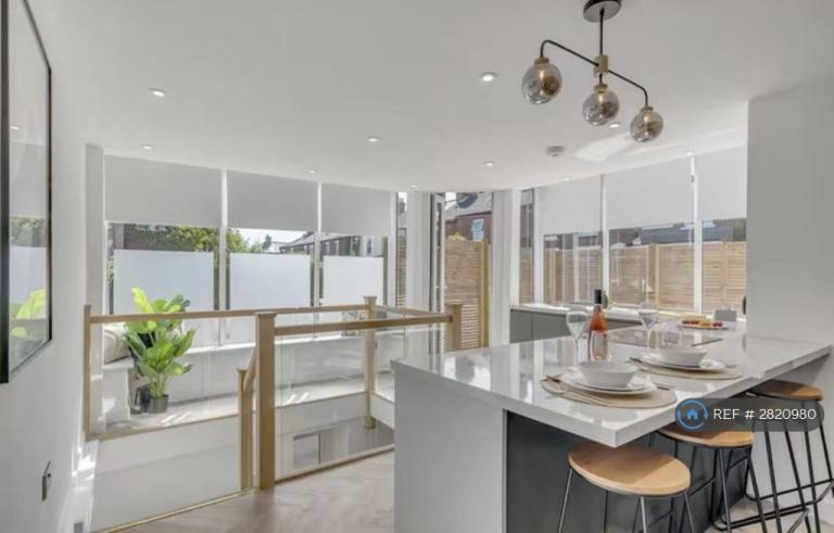 1 bedroom flat in Cricket Ground Road, Norwich, NR1 (1 bed) (#2820980)