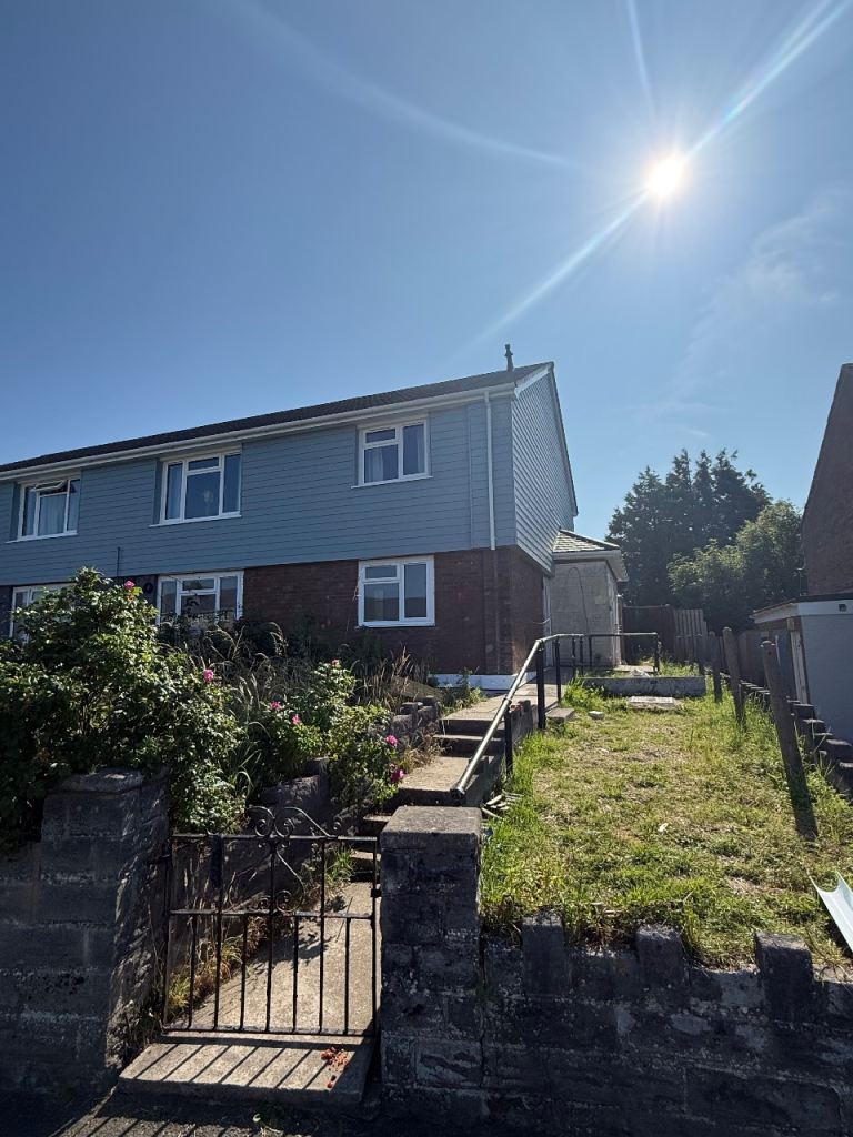 2 bedroom Flat 