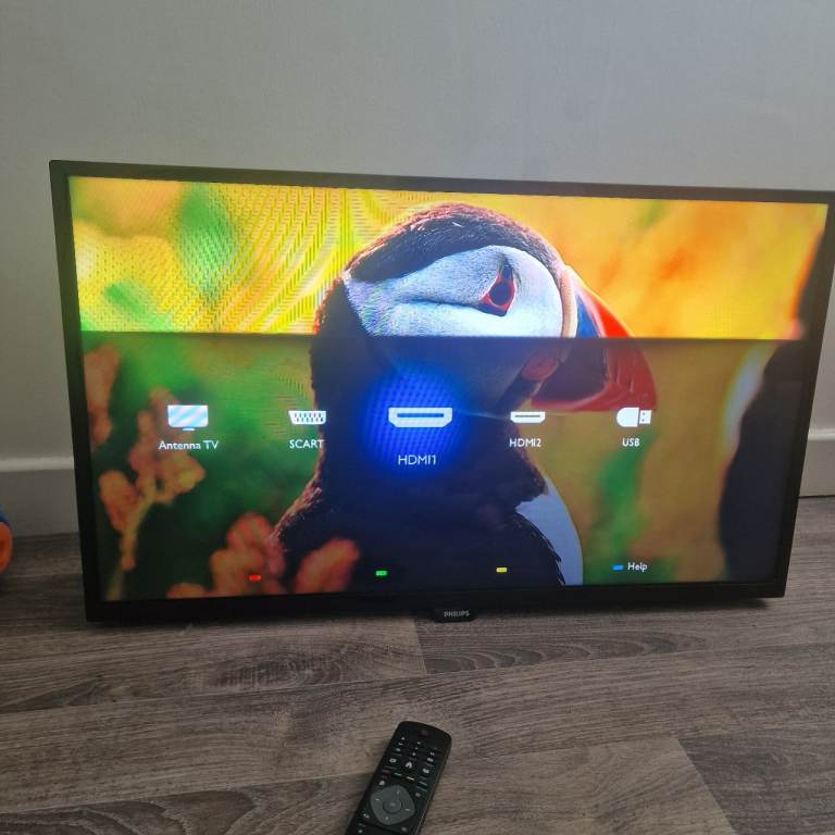 32" Phillips FullHD TV 