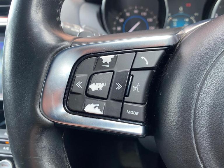 2016 Jaguar XE 2.0d R-Sport Auto Euro 6 (s/s) 4dr SALOON Diesel Automatic