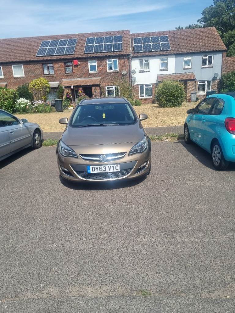 Vauxhall, ASTRA, Hatchback, 2013, Manual, 1956 (cc), 5 doors