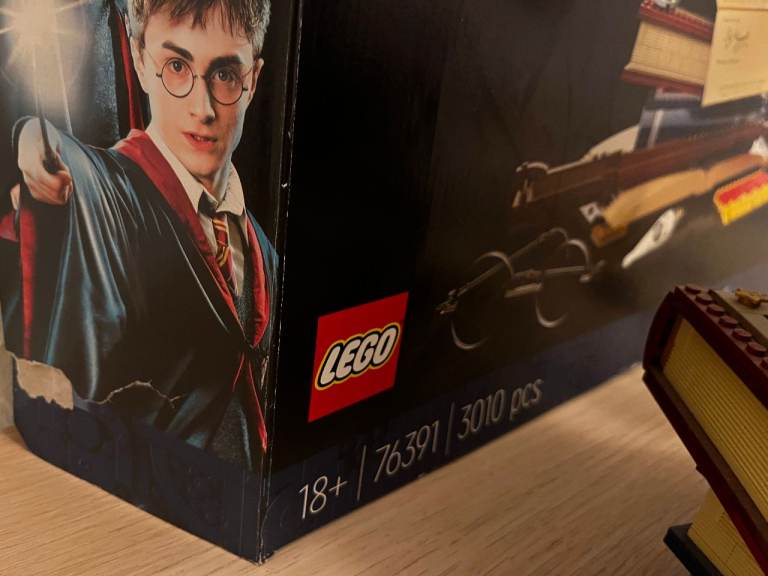 Lego Icons of Hogwarts set - with box and instructions