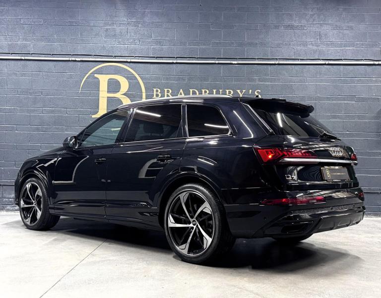 AUDI Q7 3.0 TFSI V6 55 Black Edition 2021