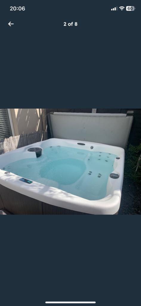 6 seat hot tub