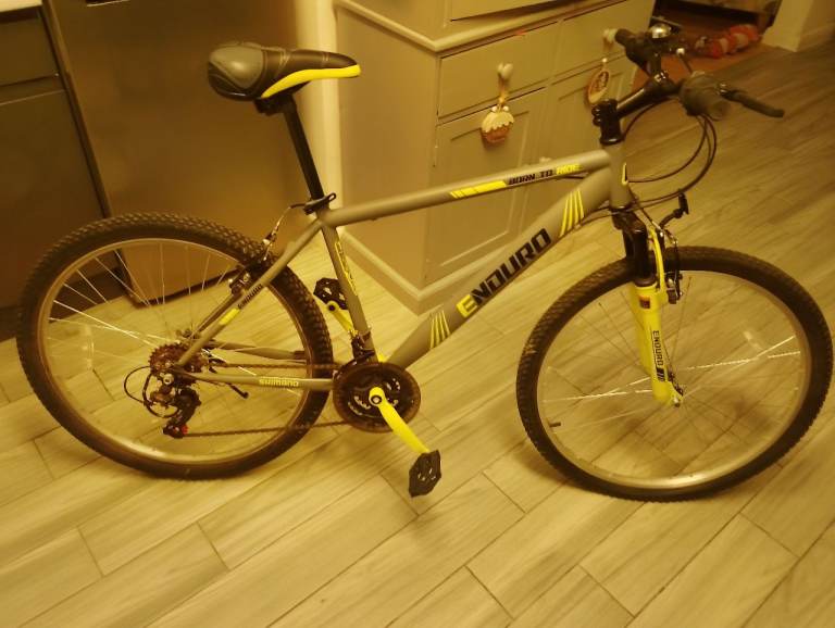 Brand spank new 3 weeks old adults enduro front suspension MTB retail 199.99 £85 Ono 