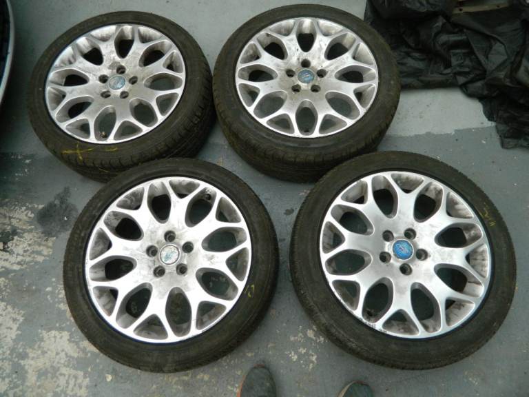 Ford Focus Alloy Wheels