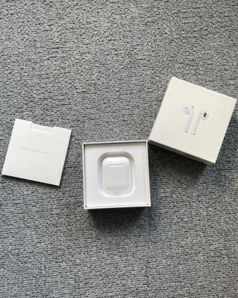 AirPods Generation 2