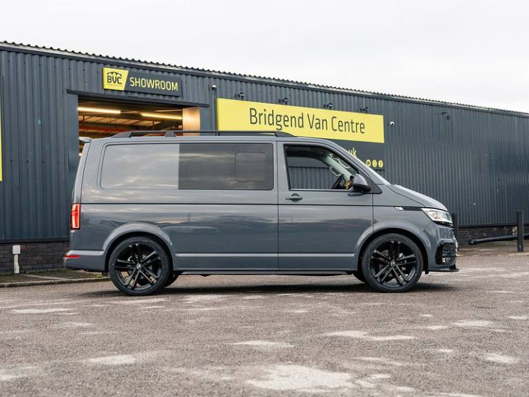 2024 Volkswagen Transporter TDI T28 Highline Panel Van Diesel Manual
