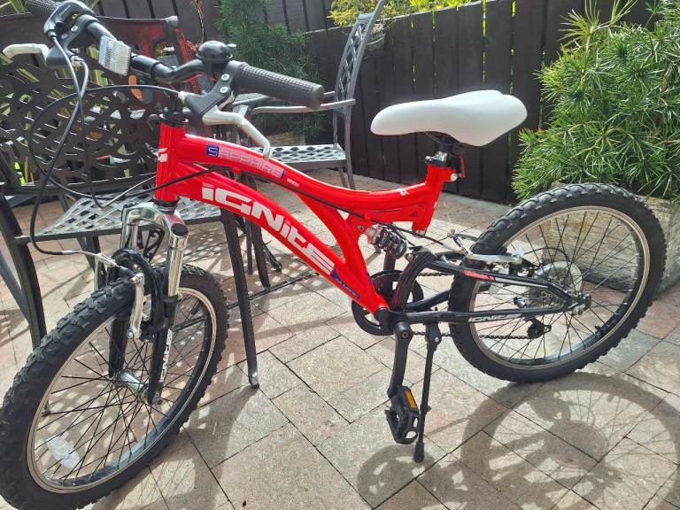 Girls bike