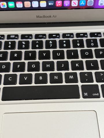 Apple MacBook Air 13-inch (Mid 2013) 256GB SSD – Good Condition