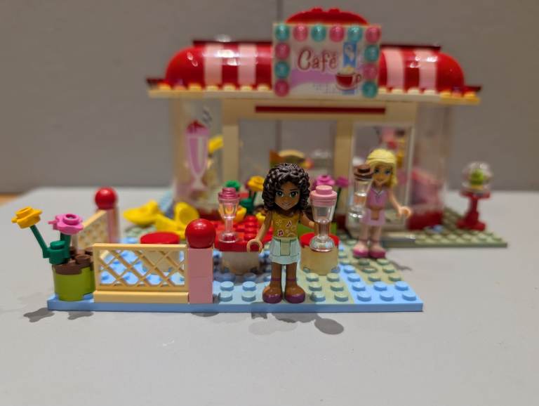 LEGO Friends 3061 - City Park Cafe
