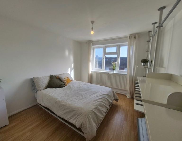 Brand New Single & Double Rooms to rent, Wakefield City Centre