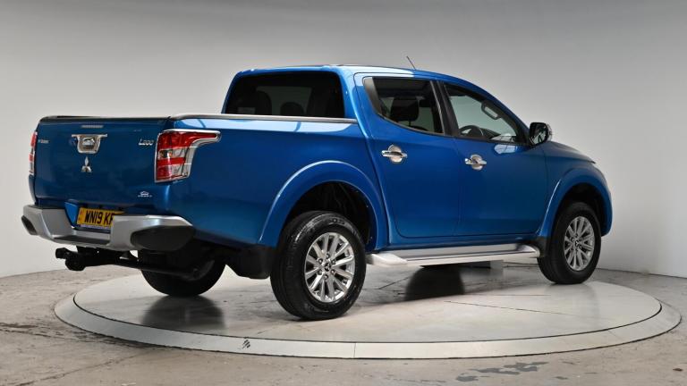 2019 Mitsubishi L200 2.4 DI-D DC Barbarian 4WD Euro 6 4dr PICK UP Diesel Manual