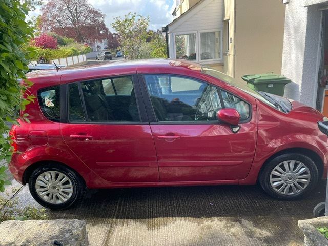 Renault, GRAND MODUS, Hatchback, 2010, Manual, 1149 (cc), 5 doors