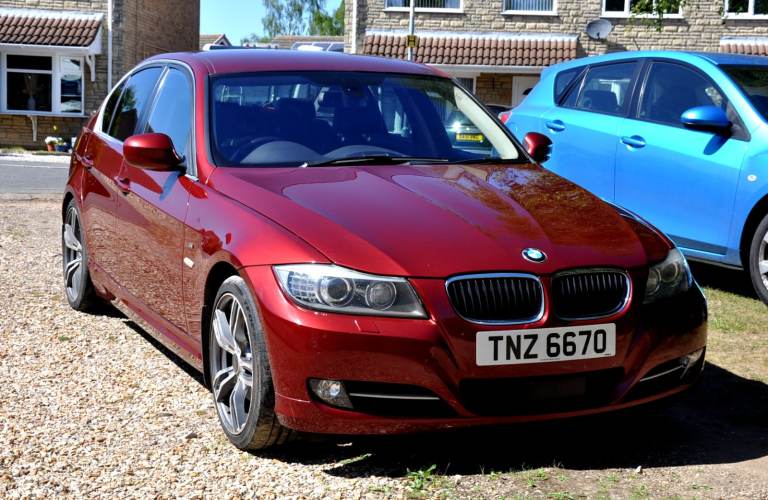BMW Series3 2011 320i Executive
