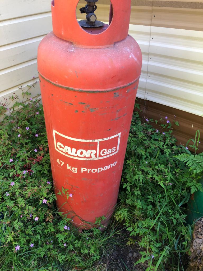 Empty 47kg propane gas bottles. Calor or flo gas available.