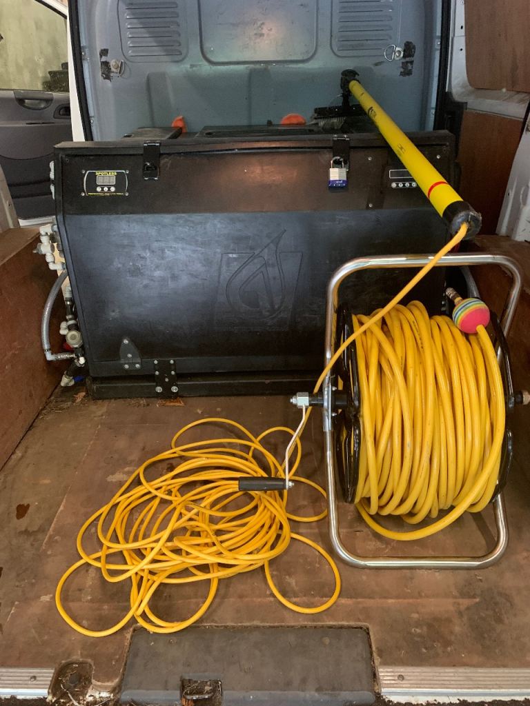 Water fed pole window cleaning system 