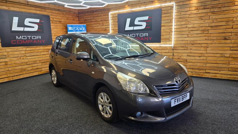 2011 Toyota Verso 1.6 V-matic TR Nav 5dr MPV Petrol Manual