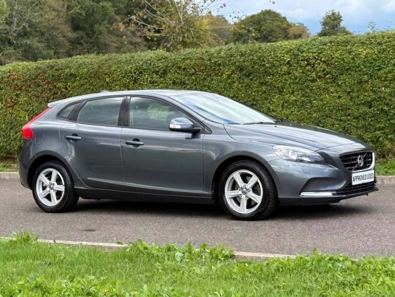 2014 Volvo V40 T2 ES 5dr HATCHBACK Petrol Manual