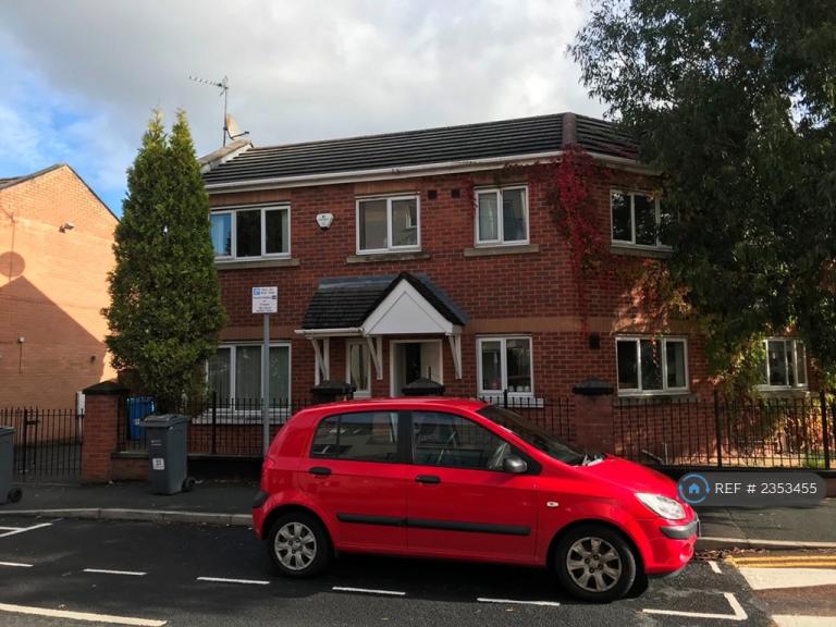 3 bedroom house in Mallow Street, Manchester, M15 (3 bed) (#2353455)