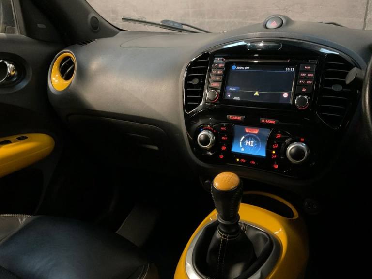 2016 Nissan Juke 1.5 dCi Tekna SUV 5dr Diesel Manual Euro 6 (s/s) (110 ps) HATCHBACK Diesel Manual