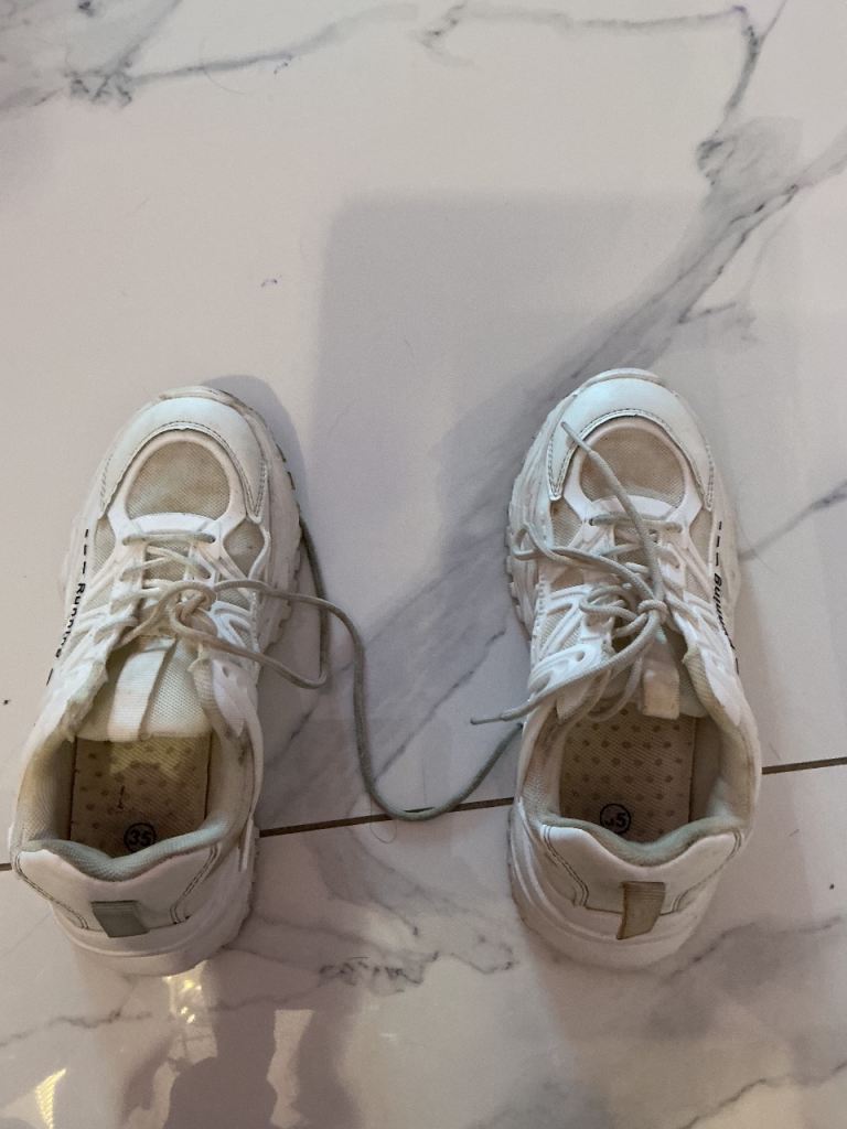 Running shoes