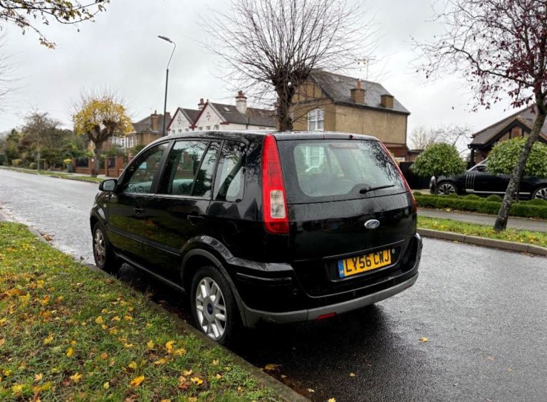 image for AUTOMATIC FORD FUSION ZETEC 1.6, NEW MOT, LOW MILEAGE, FULL SERVICE HISTORY, 2 KEYS, ULEZ FREE