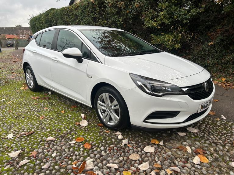 2016 Vauxhall Astra 1.6 CDTi 16V ecoFLEX Tech Line 5dr HATCHBACK Diesel Manual
