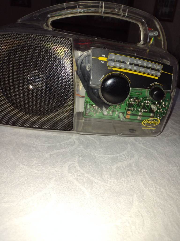 FreePlay Wind Up / Solar Powered FM / AM Radio 