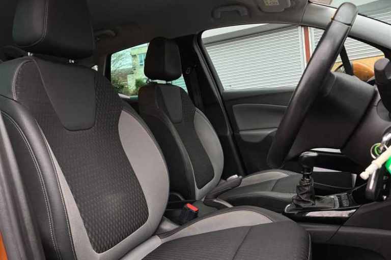 2019 Vauxhall Crossland X 1.2T ecoTec [110] Tech Line Nav 5dr [6 Spd] [S/S] HATCHBACK PETROL Manual