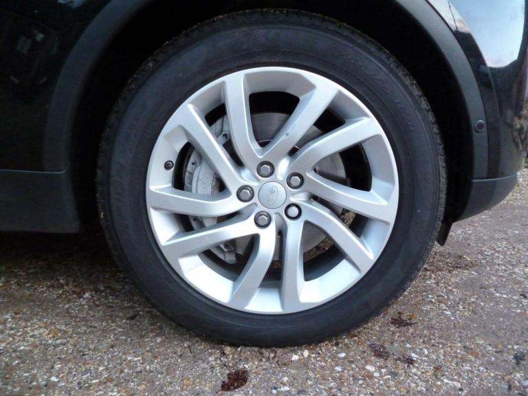 2019 Land Rover Discovery 3.0 SD V6 HSE Auto 4WD Euro 6 (s/s) 5dr ESTATE Diesel Automatic