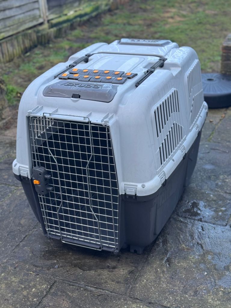 Skudo 7 IATA Dog Crate / Dog Carrier