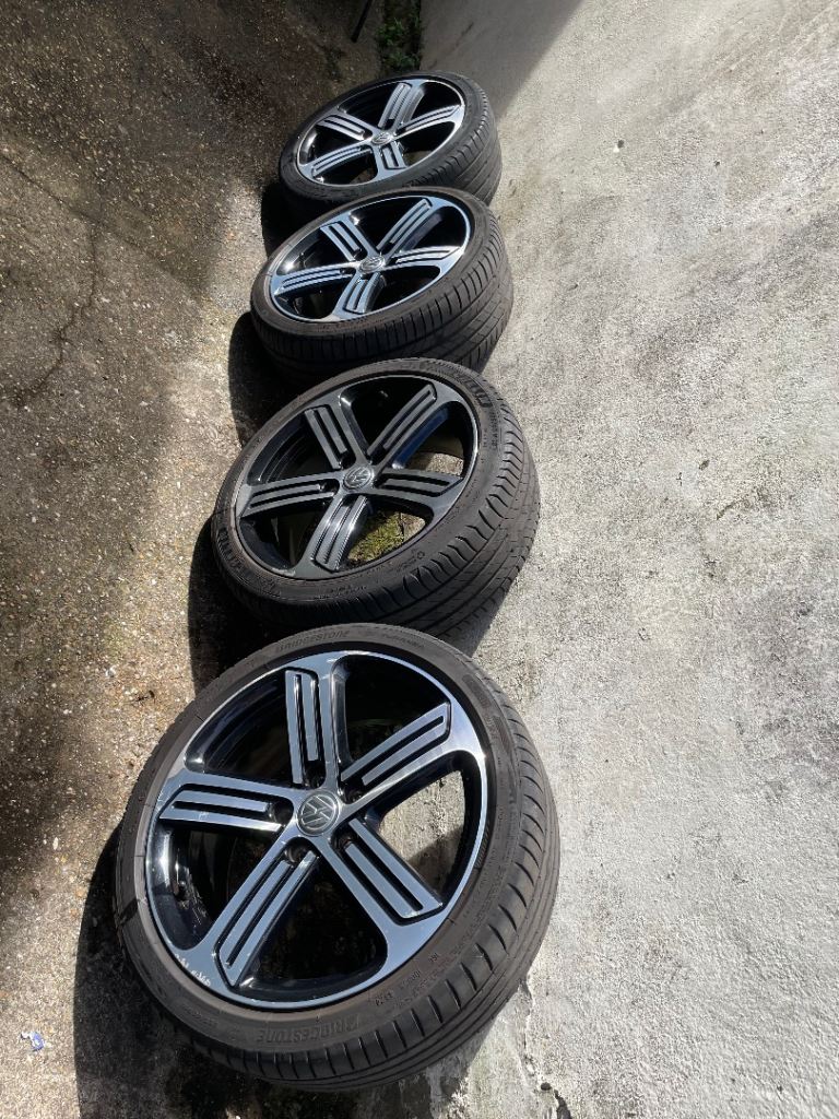 Volkswagen 18" Cadiz Alloy wheels (Golf R) 4 tyres included