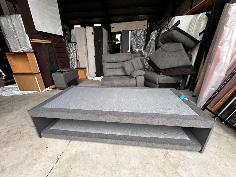 Single bed two pieces you can use a both super king
