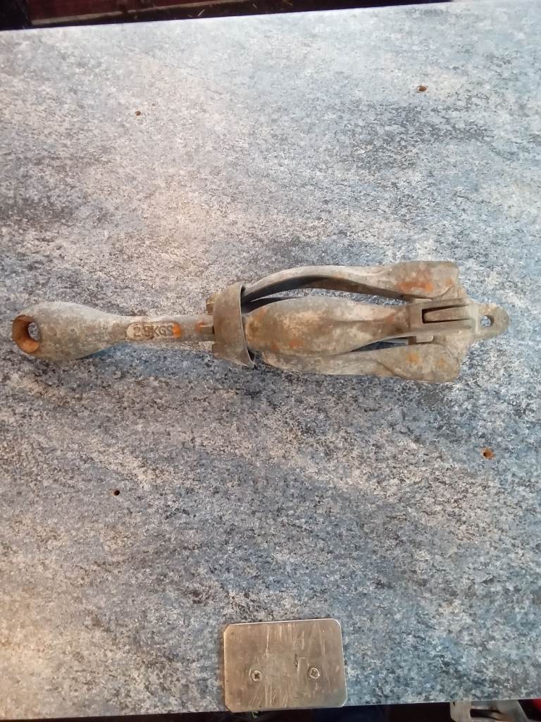 Boat Anchor folding  2.5kg used. 