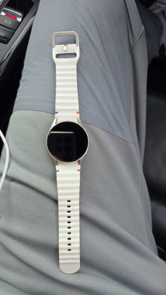 Samsung watch 7 LTE