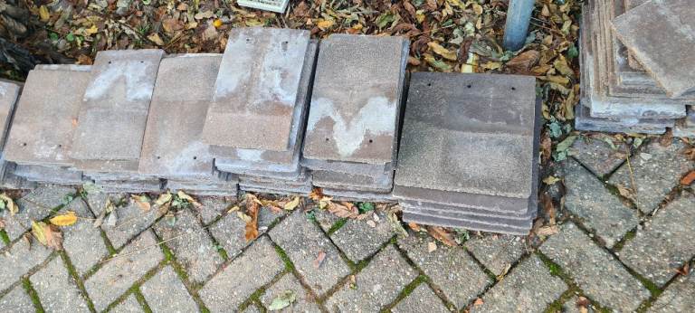 Marley Concrete Roof Tiles – Good Condition