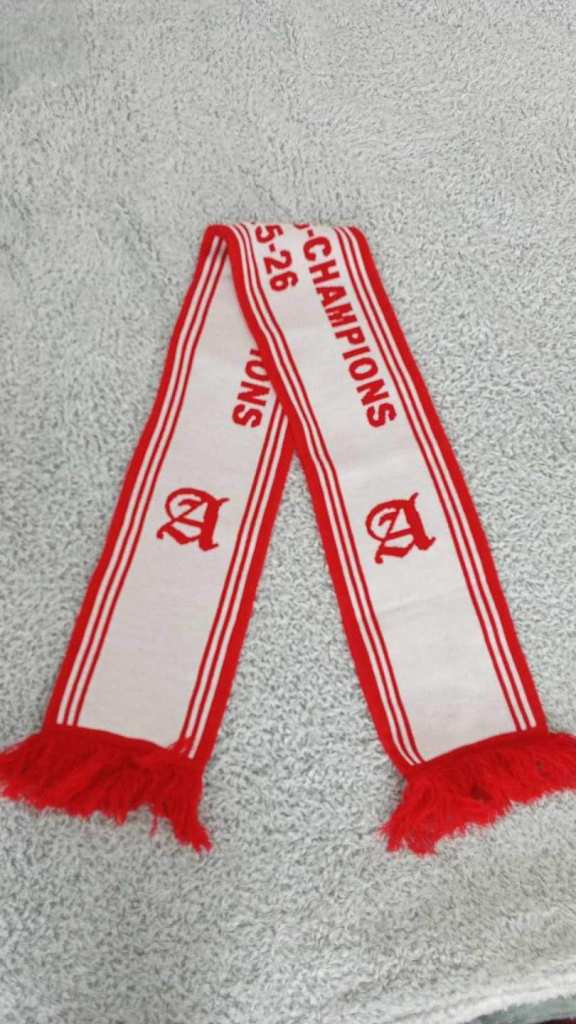 Arsenal scarves 