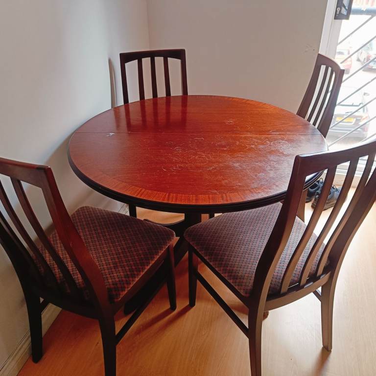 Dining Table with 4 Chairs