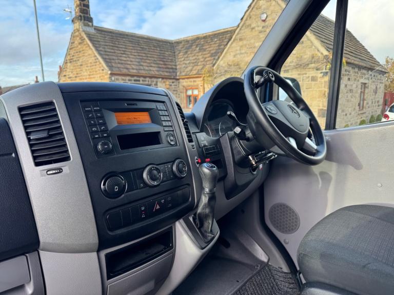 2017 Mercedes-Benz Sprinter 2017 MERCEDES BENZ SPRINTER 2.1 210 CDI L1 7G-TRONIC RWD EURO 6 WINDO...