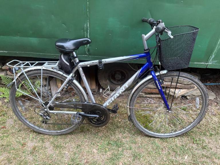 Giant GSR Trekking Hybrid Bike – Size L (53cm frame) – 700c wheels
